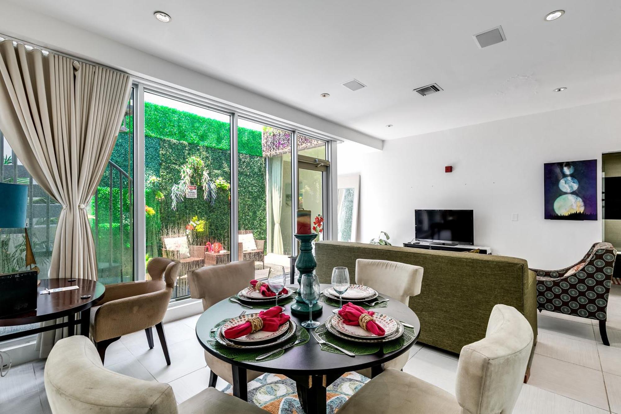 2Bedroom 2Bath Loft Exclusive Rooftop&Jacuzzi,1Block From Beach Miami Beach Exteriör bild
